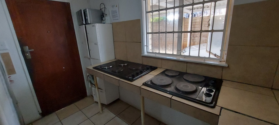 8 Bedroom Property for Sale in Brandwag Free State